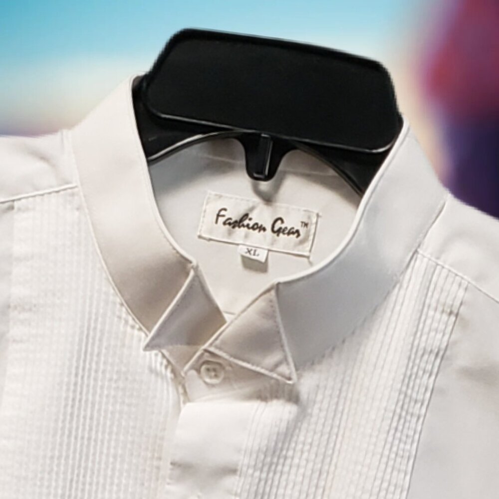 "Fashion Gear" Men's Wingtip Tux Shirt- Size M